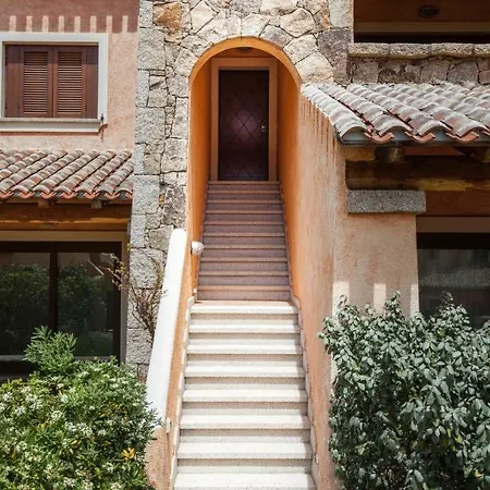 Sea-front Pearl Holiday home Golfo Aranci