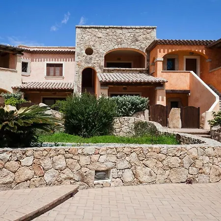 Sea-front Pearl Holiday home *